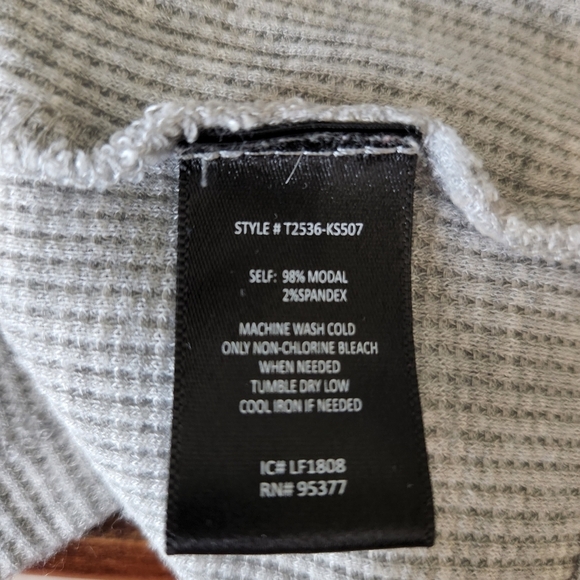 SANCTUARY Waffle Knit Top Size Medium - Picture 12 of 13